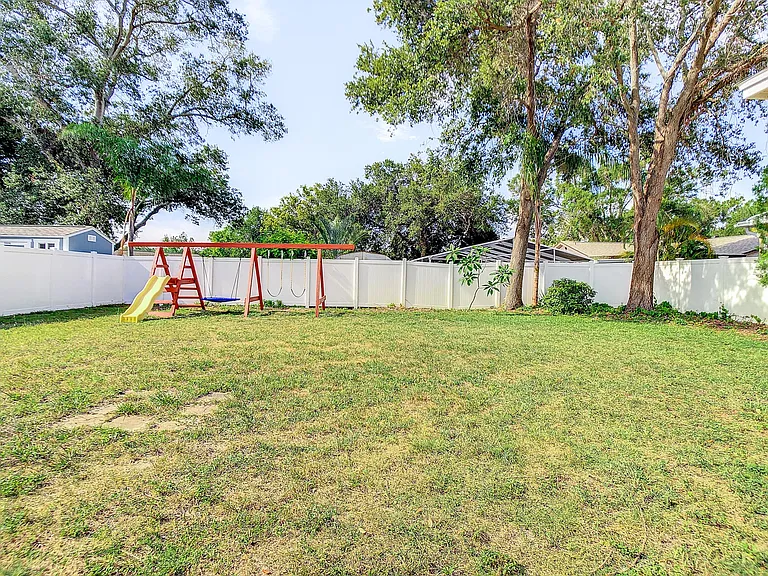 2811 Branch Creek Ave — Photo 36