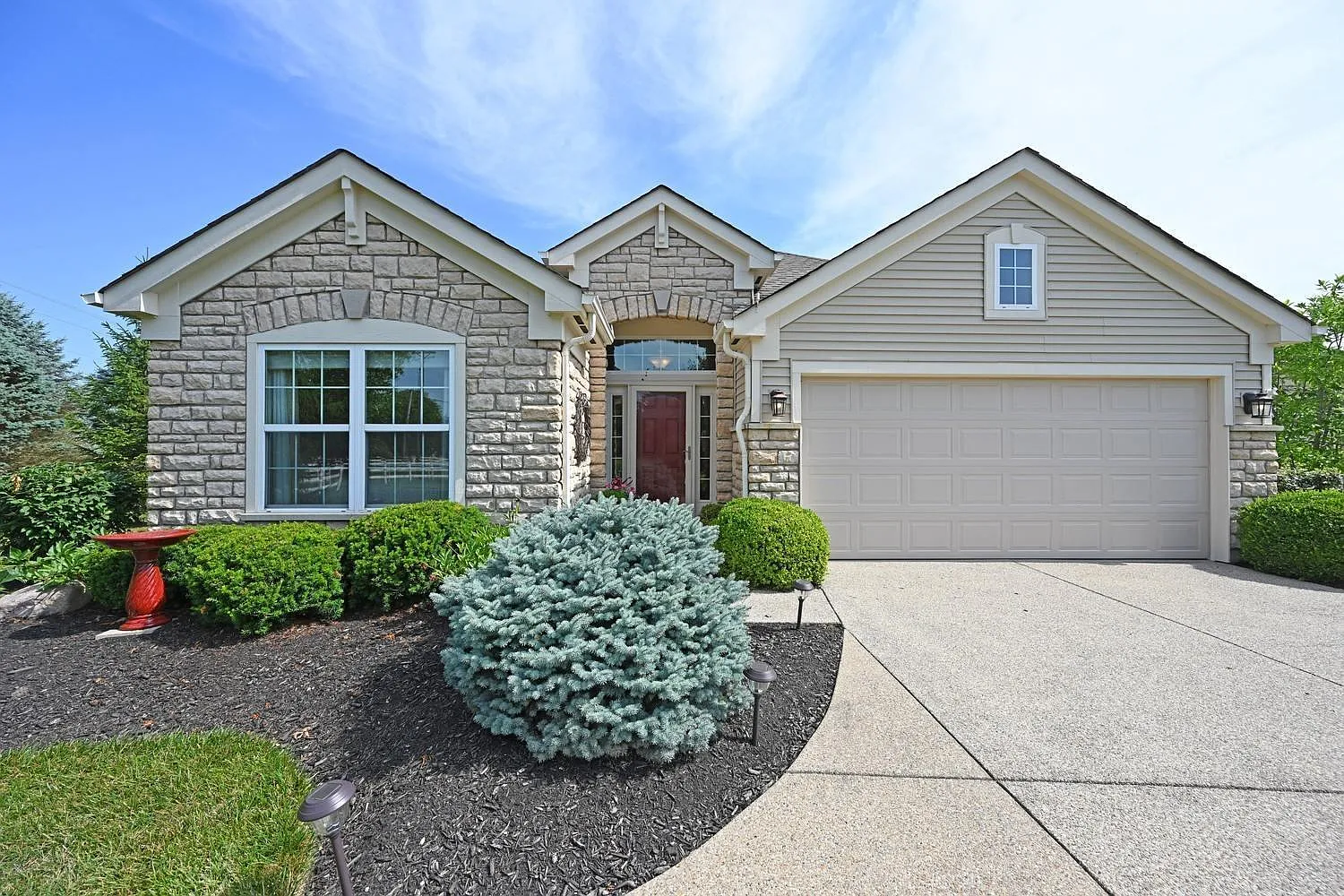 1050 Logan Lndg photo 1