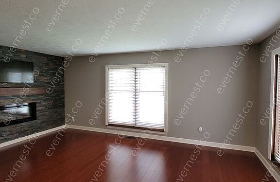 3rd image of 36721 Park Place Dr #23