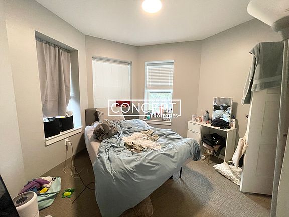 2nd image of 600 Public Aly #819-819-408