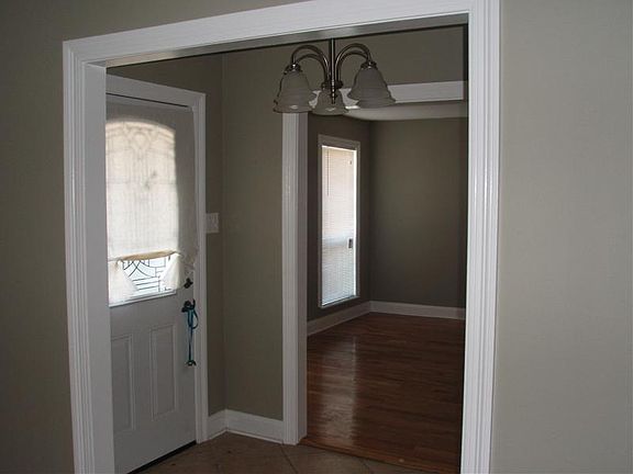 5th image of 27 Trinidad Dr