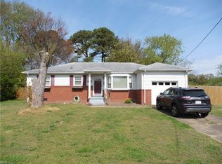 237 Raintree Rd, Virginia Beach, VA 23452