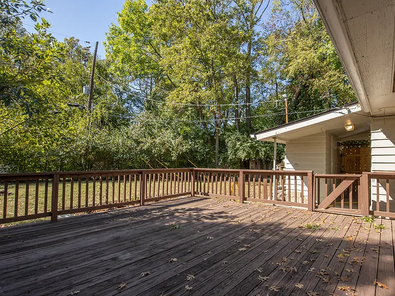 3100 Furman Blvd — Photo 16