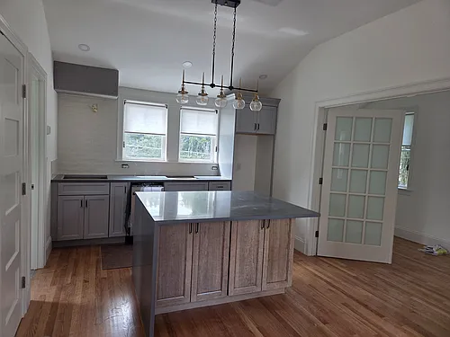 6 Lowell Ave #3 Photo 1