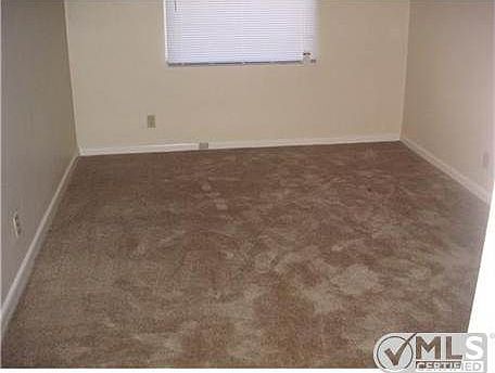 3rd image of 3801 N Flagler Dr APT 5