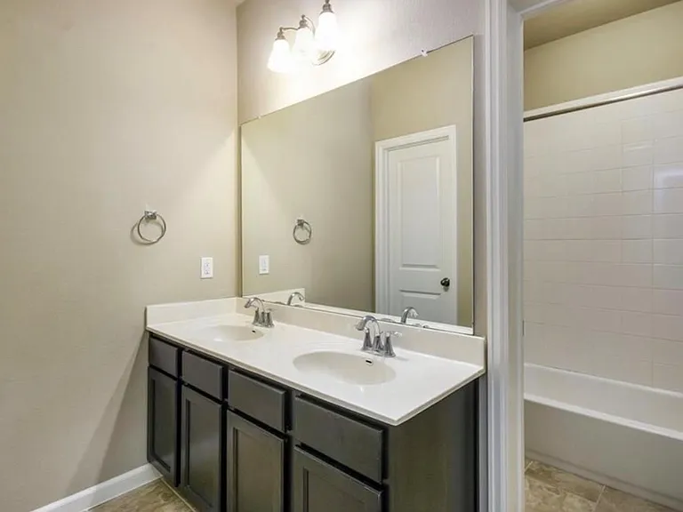 213 Simmons Dr — Photo 28