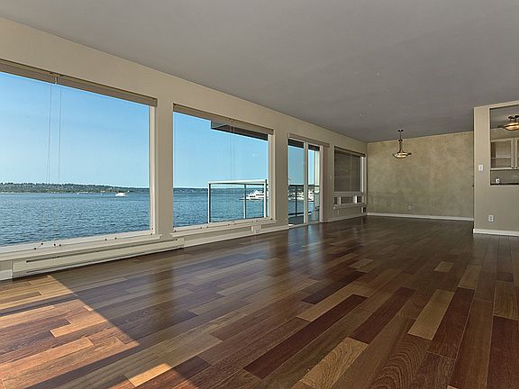 4th image of 515 Lake St S APT 207