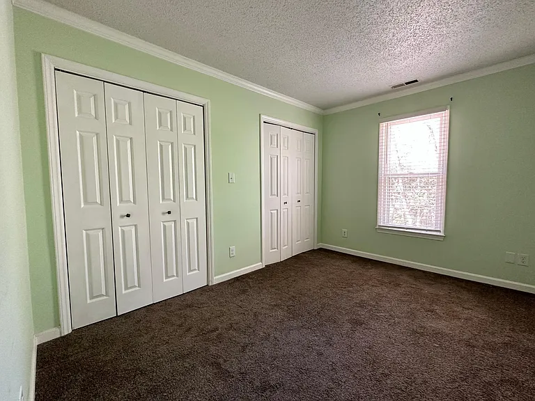 3220 Hickory Ridge Dr — Photo 17