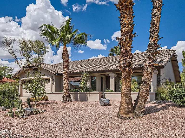 15816 E Kim Dr — Photo 1