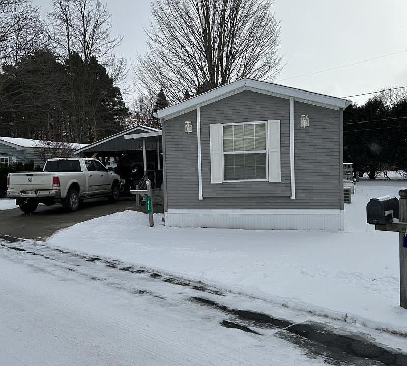 1st image of 1748 Sunrise Dr