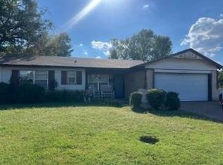 1421 Tanglewood Dr, Del City, OK 73115