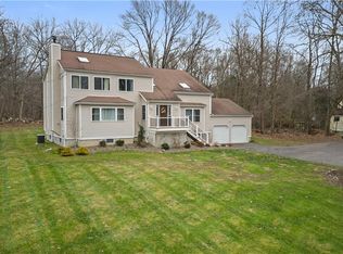 94 Station Rd, Salisbury Mills, NY 12577