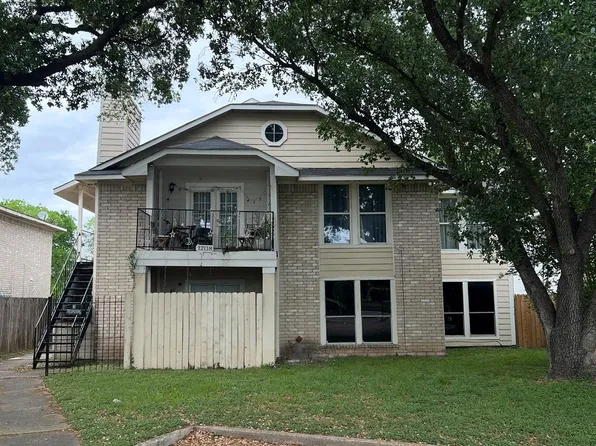 12118 W Bellfort Ave #C, Stafford, TX 77477