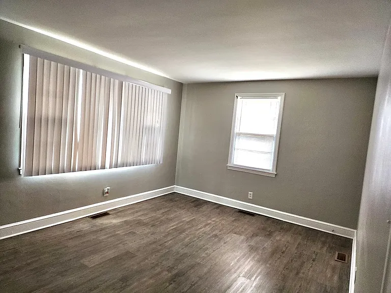 121 Big Jane St — Photo 8