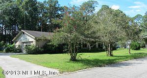 3rd image of 660 Claire Ln