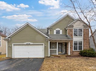 2539 Lexington Ln, Naperville, IL 60540