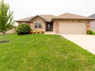 1961 S La Jolla St, Ozark, MO 65721