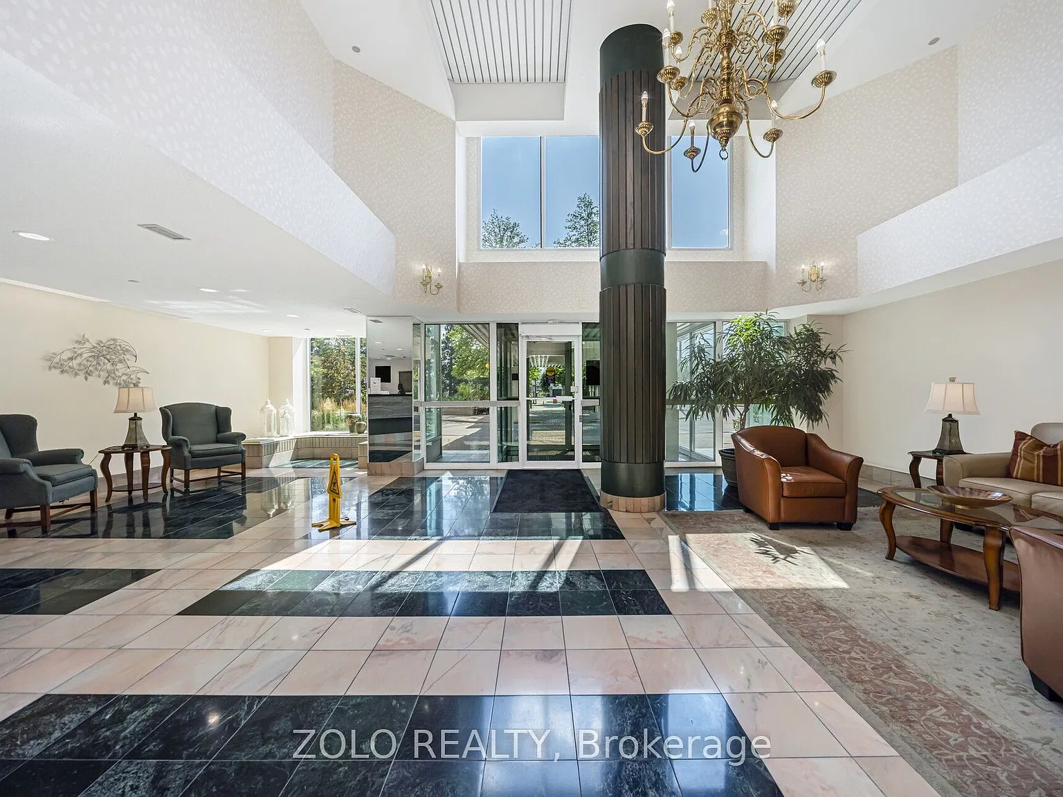 2 bed, $3,200 — Photo 2
