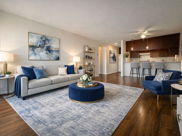 2022 E 7th St APT 1