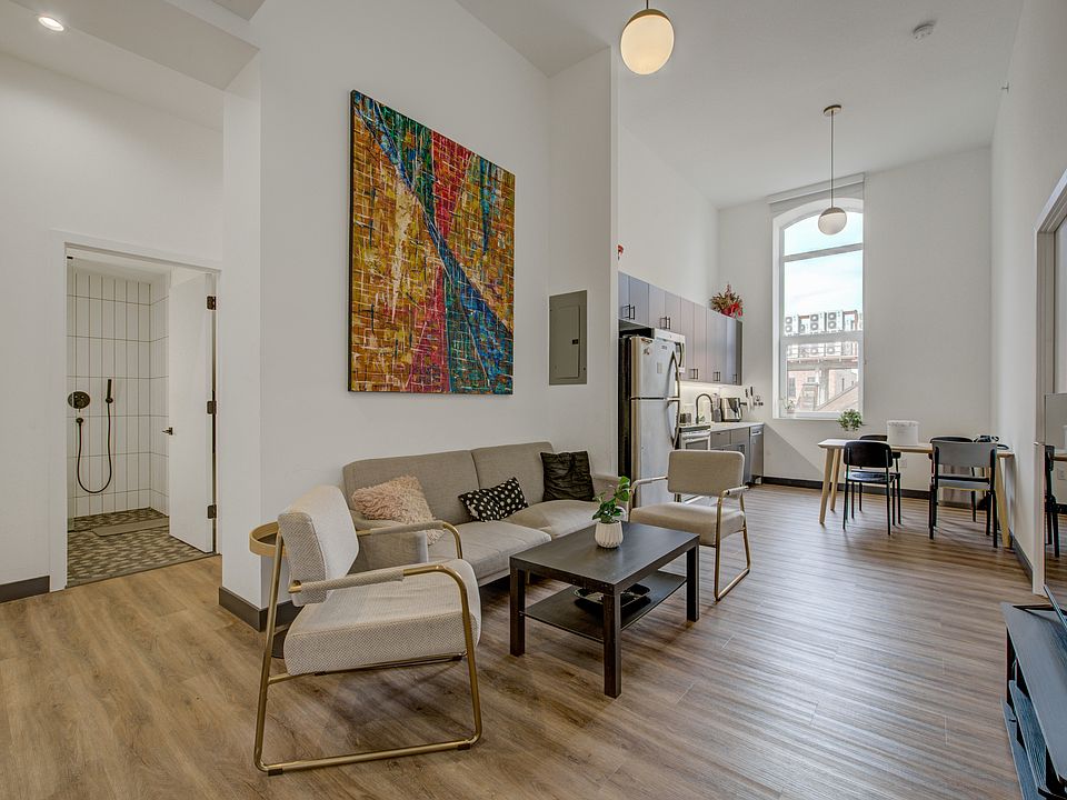 1st image of 186 N 6th St #401