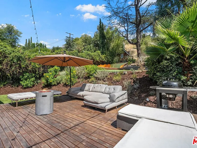 22263 Buena Ventura St — Photo 21