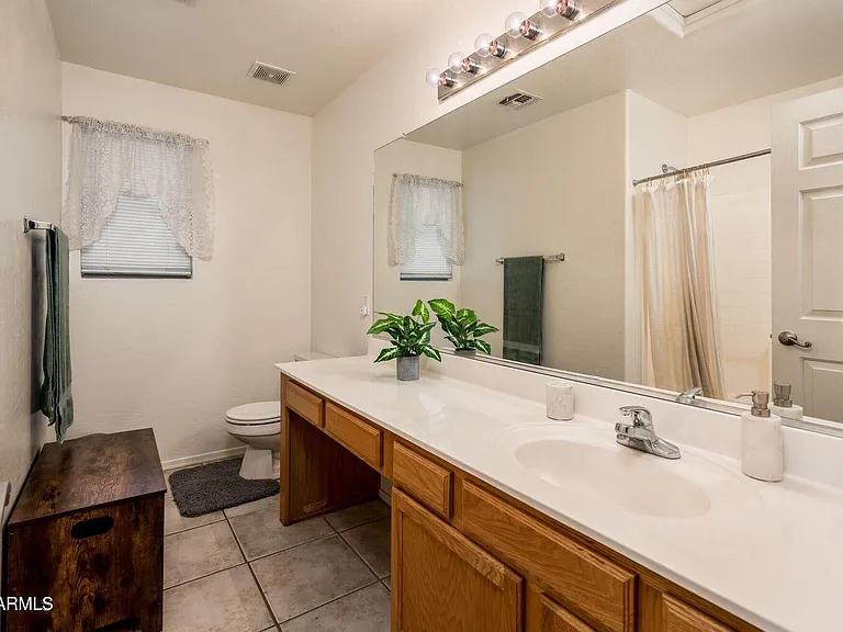 13604 W Rovey Ave — Photo 20