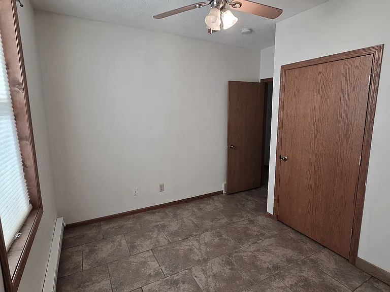 617 Rose St — Photo 6
