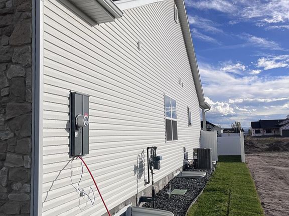 3rd image of 360 Copper Bell Dr