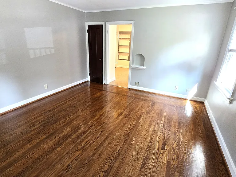 3884 Vine St — Photo 7