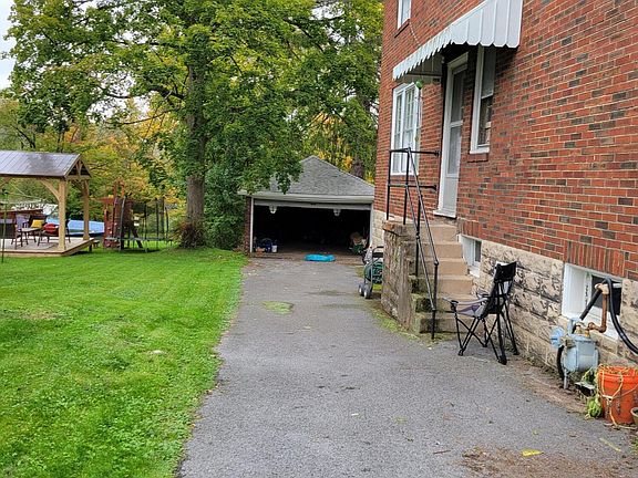 3rd image of 124 Susquehanna Ave