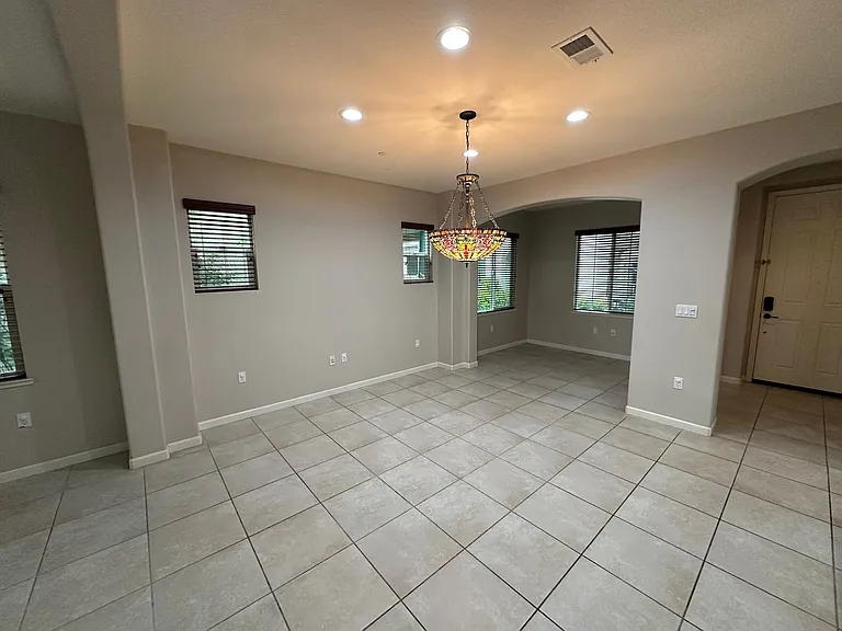 725 N Claret Ln — Photo 9