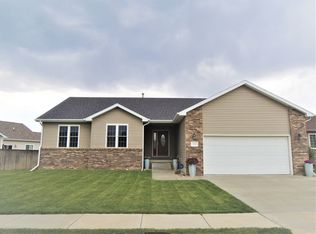 8227 S 20th St, Lincoln, NE 68512
