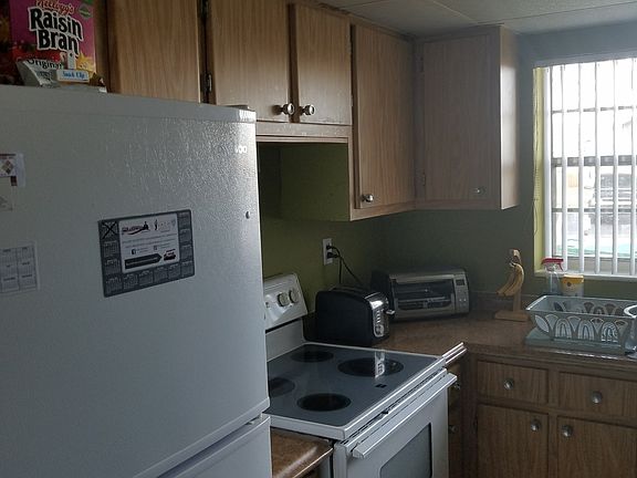 2nd image of 11715 SW 123rd Ave