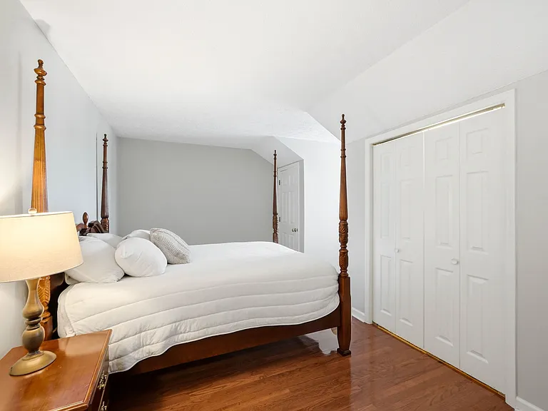 505 Hickory Rd — Photo 6
