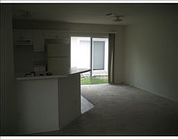 4th image of 2843 Fairfield Ave S