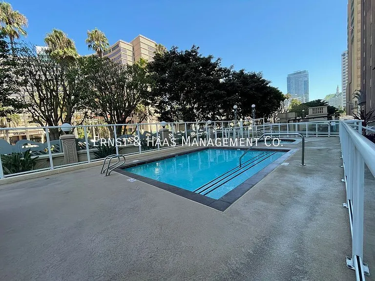 388 E Ocean Blvd #1503 — Photo 9