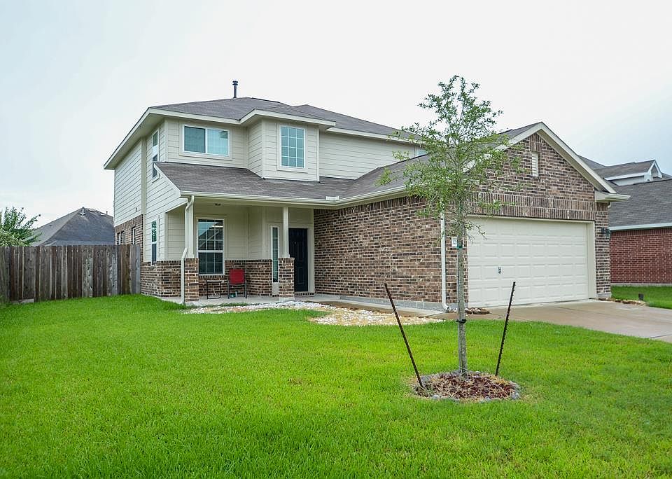 1st image of 12615 Colony Hill Ln