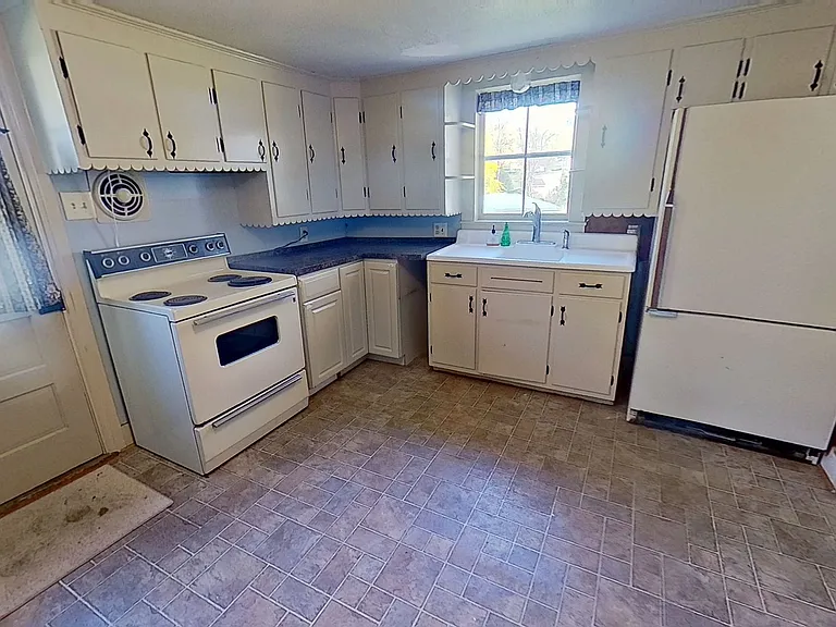 27 Valley Rd — Photo 5