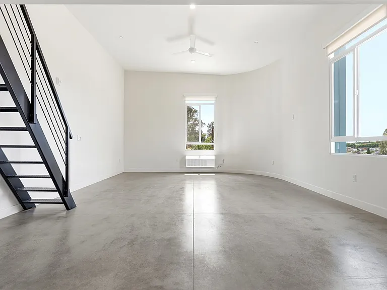 Step Designer Lofts — Photo 141
