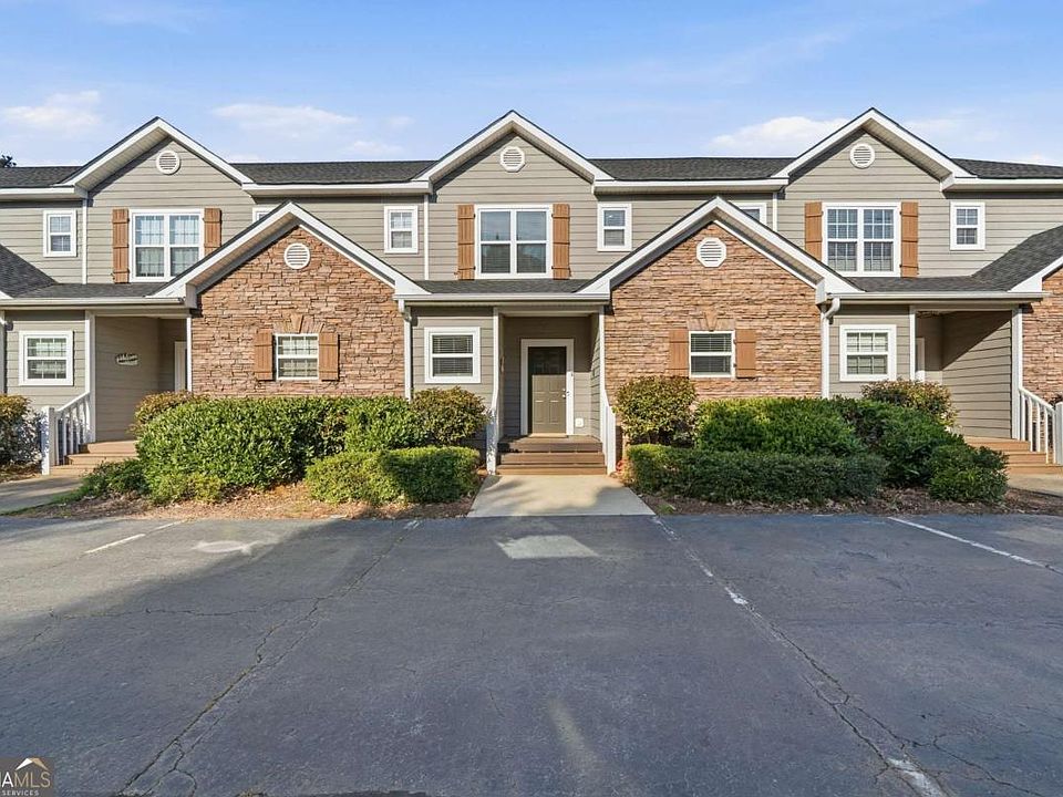 1st image of 549 Old Phoenix Rd #104