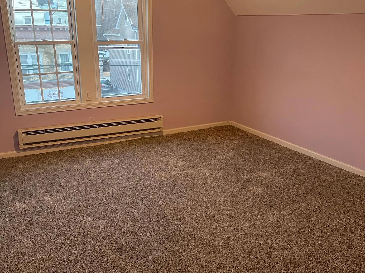 3 bed, $1,850 — Photo 2