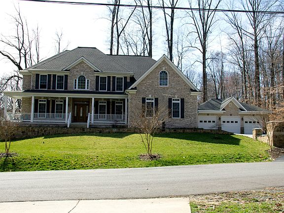 2nd image of 4922 Tunlaw St