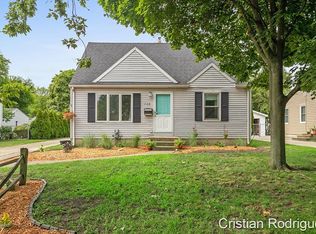 1108 Den Hertog St SW, Wyoming, MI 49509