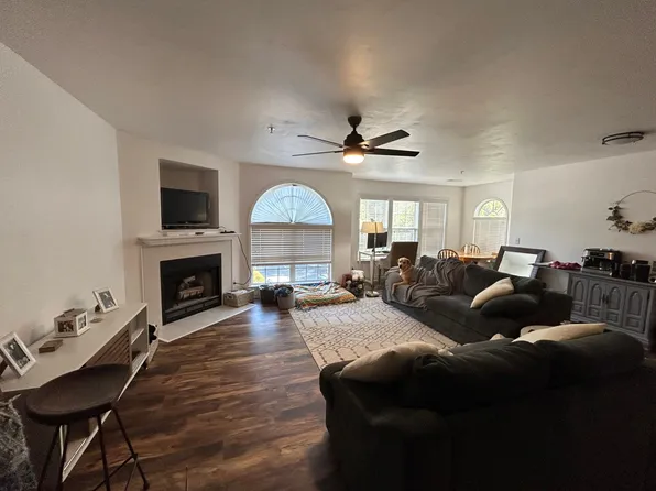 224 Timberline Ridge Ct, Winston Salem, NC 27106