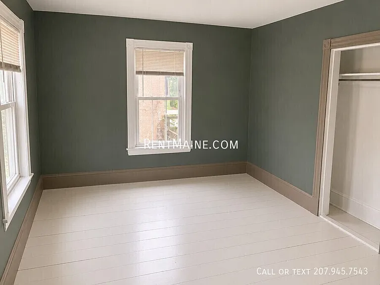 8 Linden St — Photo 18