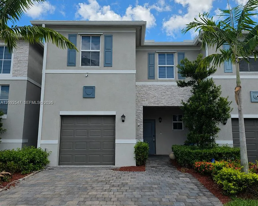 758 SE 16th Ct