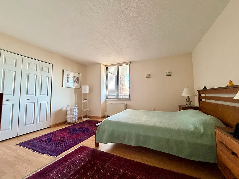 60 Longwood Ave #605 — Photo 6
