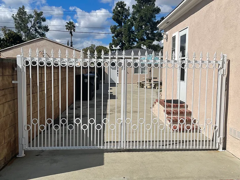 2019 N Maple St — Photo 21