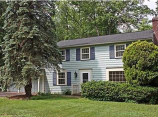 275 East St, Pittsford, NY 14534