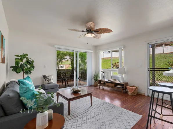 94-510 Lumiaina St APT A101, Waipahu, HI 96797